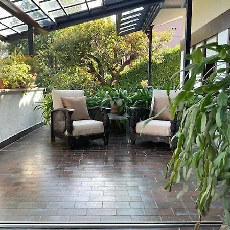 别墅 La Grona 梅纳焦